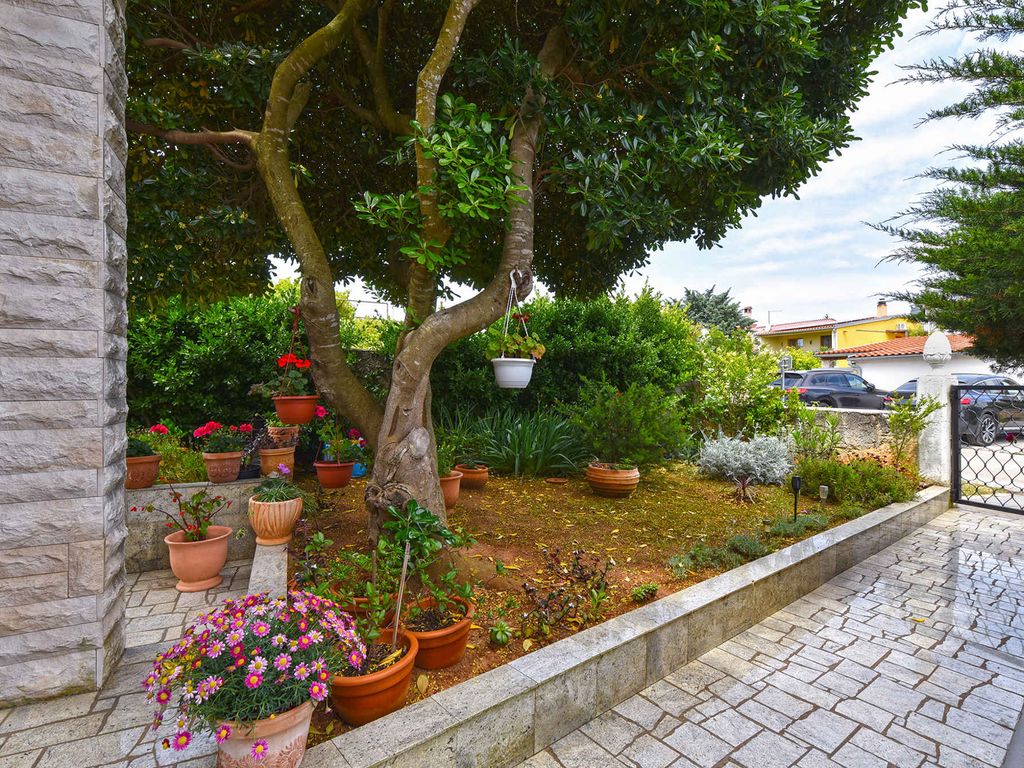 Ferienwohnung mit Klimaanlage und Terrasse