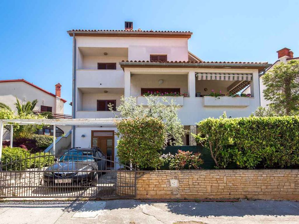 Ferienwohnung mit großzügiger Terrasse