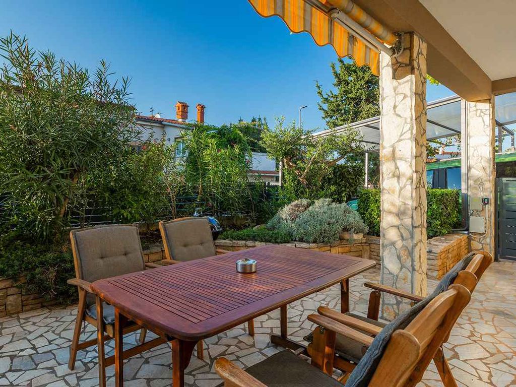 Ferienwohnung mit großzügiger Terrasse