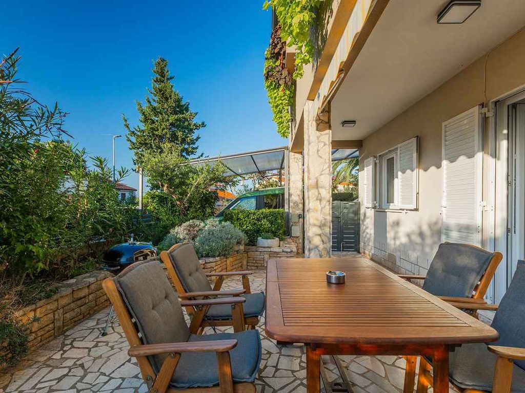 Ferienwohnung mit großzügiger Terrasse