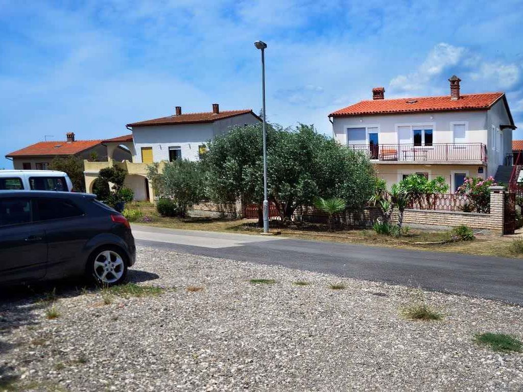 Ferienwohnung mit Terrasse und Klimaanlage