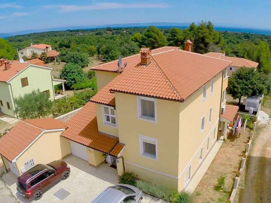 Ferienwohnung mit Balkon und Meerblick
