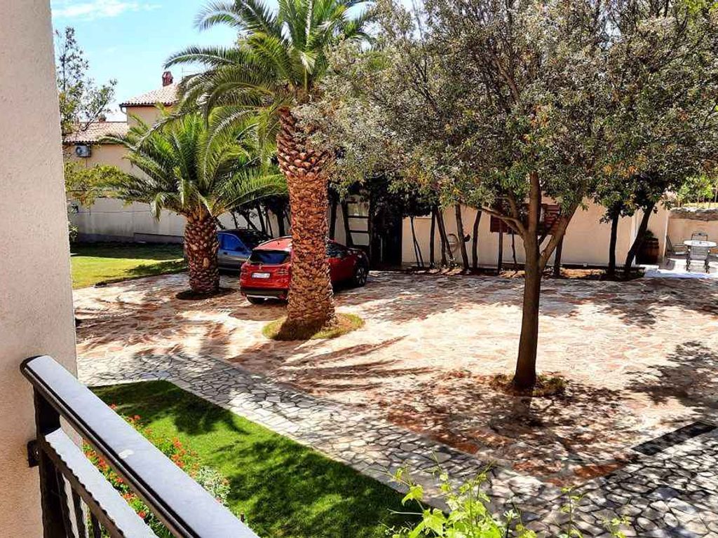 Ferienwohnung mit Garten zur gemeinsamen Nutzung