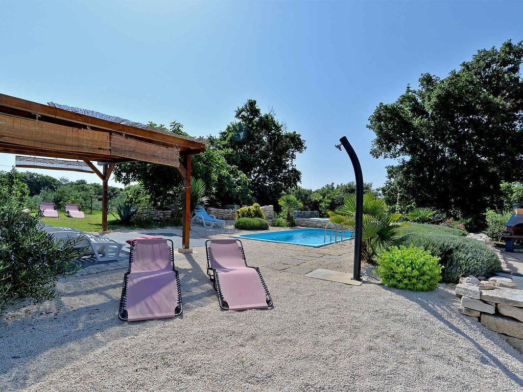 Ferienhaus mit Pool