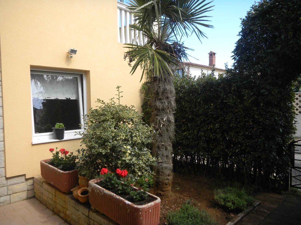 Studio mit Terrasse und Internet