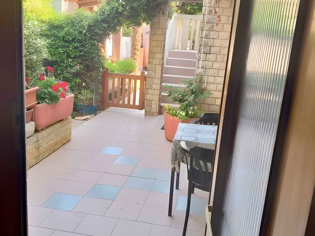 Studio mit Terrasse und Internet