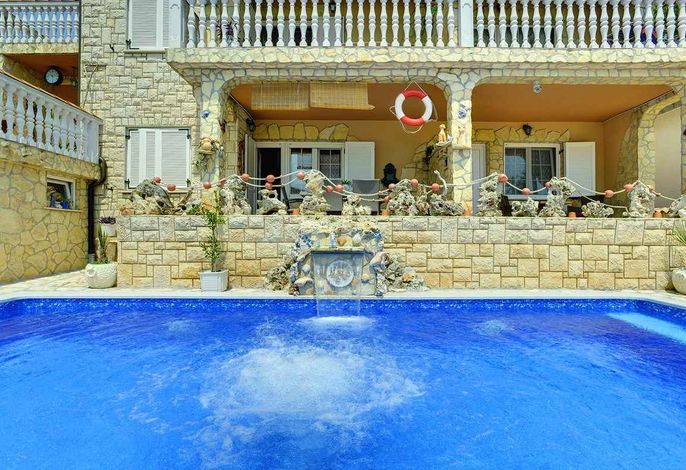 Ferienwohnung mit Klimaanlage, Gemeinschaftspool
