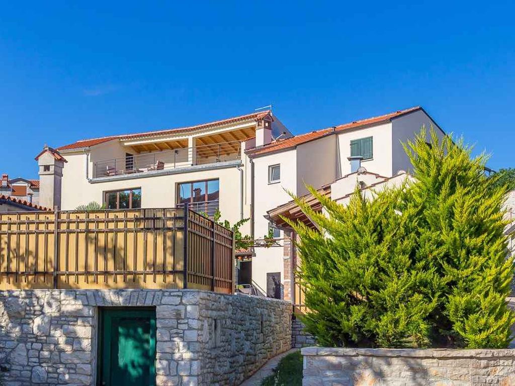 Villa mit Klimaanlage und Pool