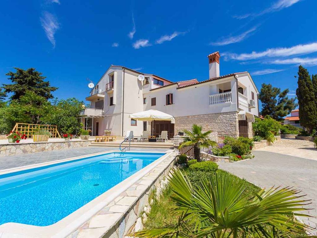 Ferienwohnung mit Pool