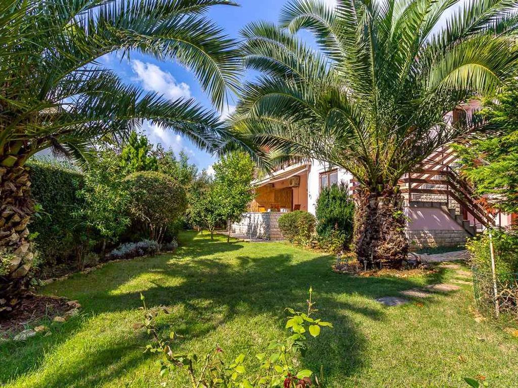 Ferienwohnung mit Terrasse und Klimaanlage