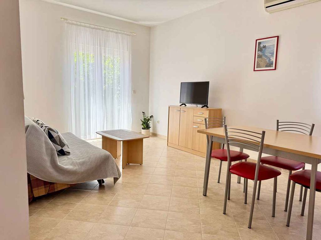 Ferienwohnung mit privater Terrasse