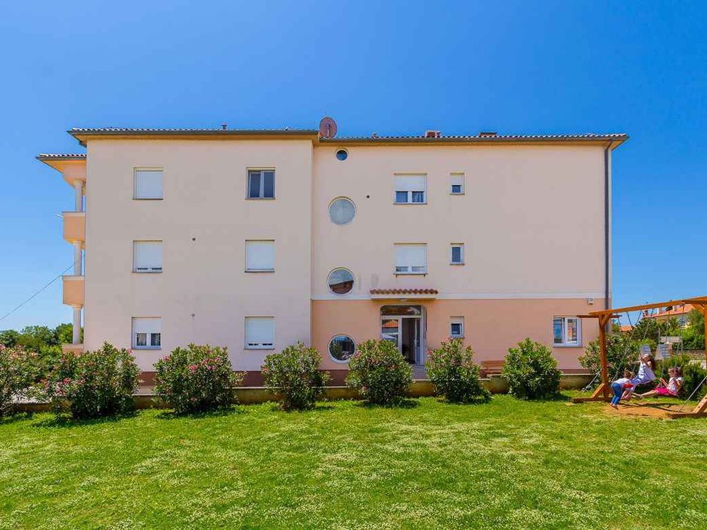 Ferienwohnung mit Garten und Grill