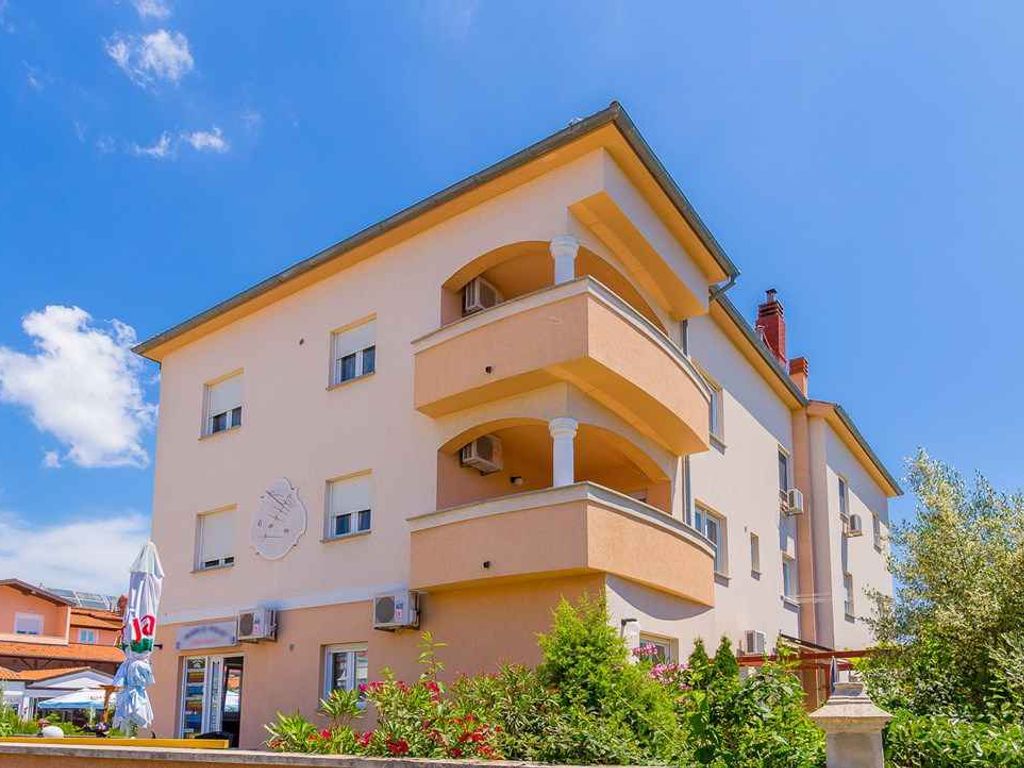 Ferienwohnung mit Garten und Grill