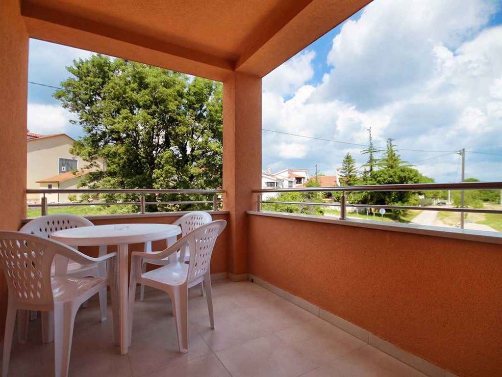 Ferienwohnung mit WLAN und Balkon