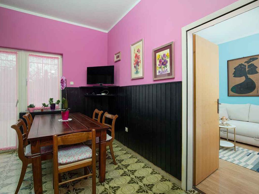 Ferienwohnung mit Terrasse und Klimaanlage