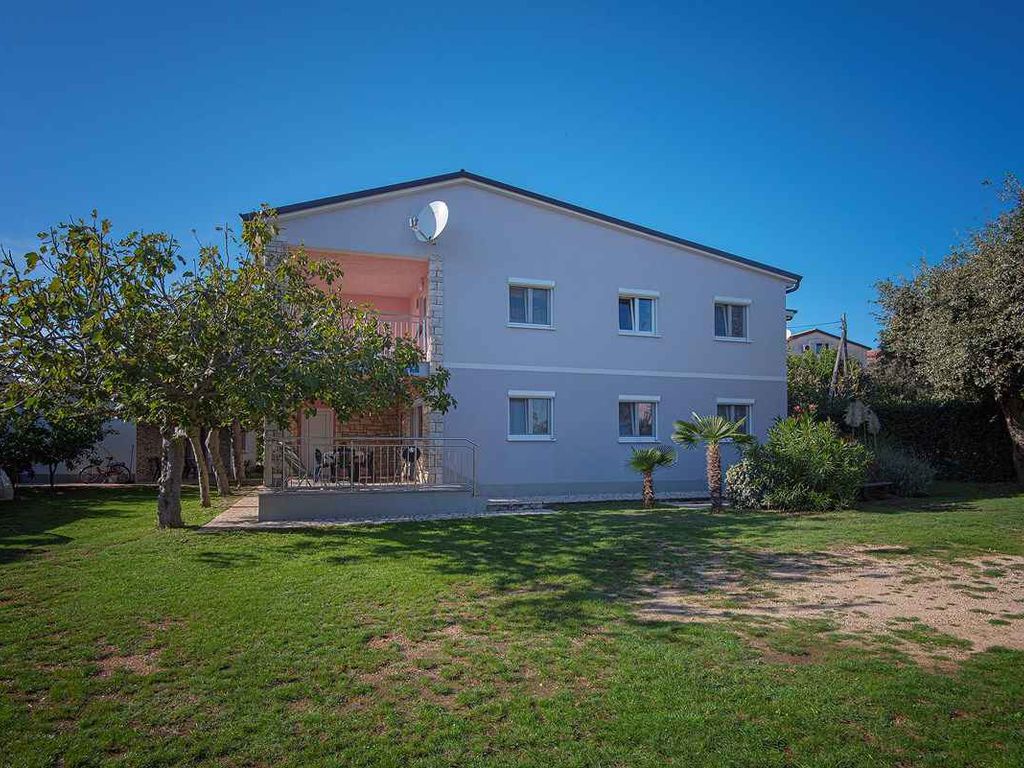 Ferienwohnung mit Terrasse und Klimaanlage