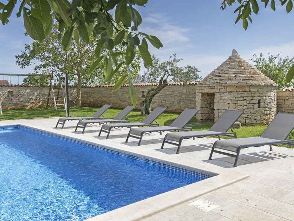 Villa mit Pool