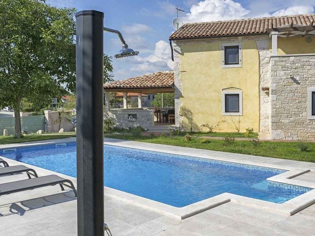 Villa mit Pool