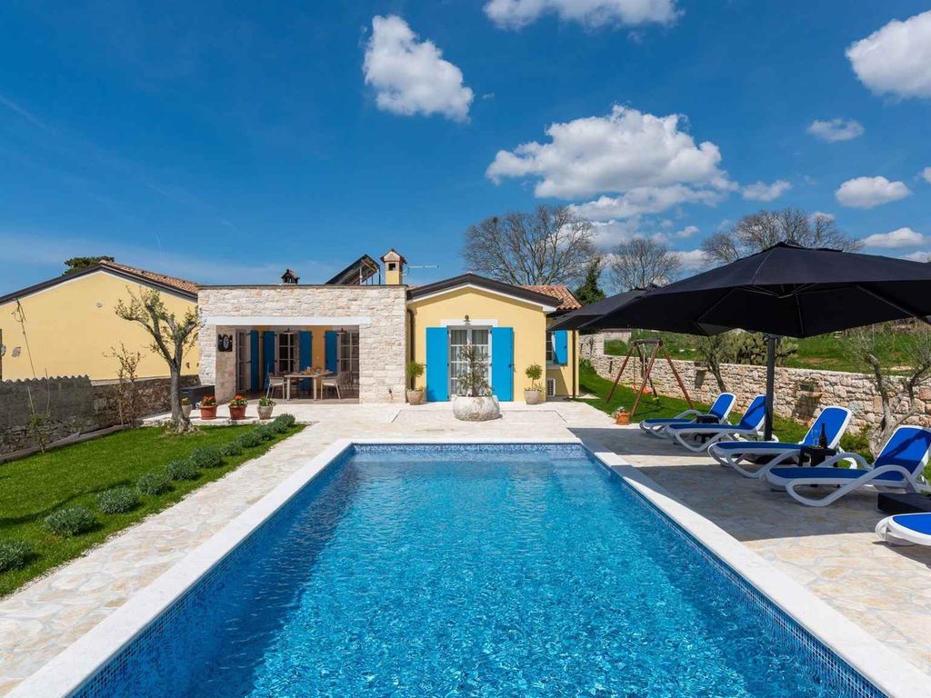 Villa mit Pool im Süden Istriens