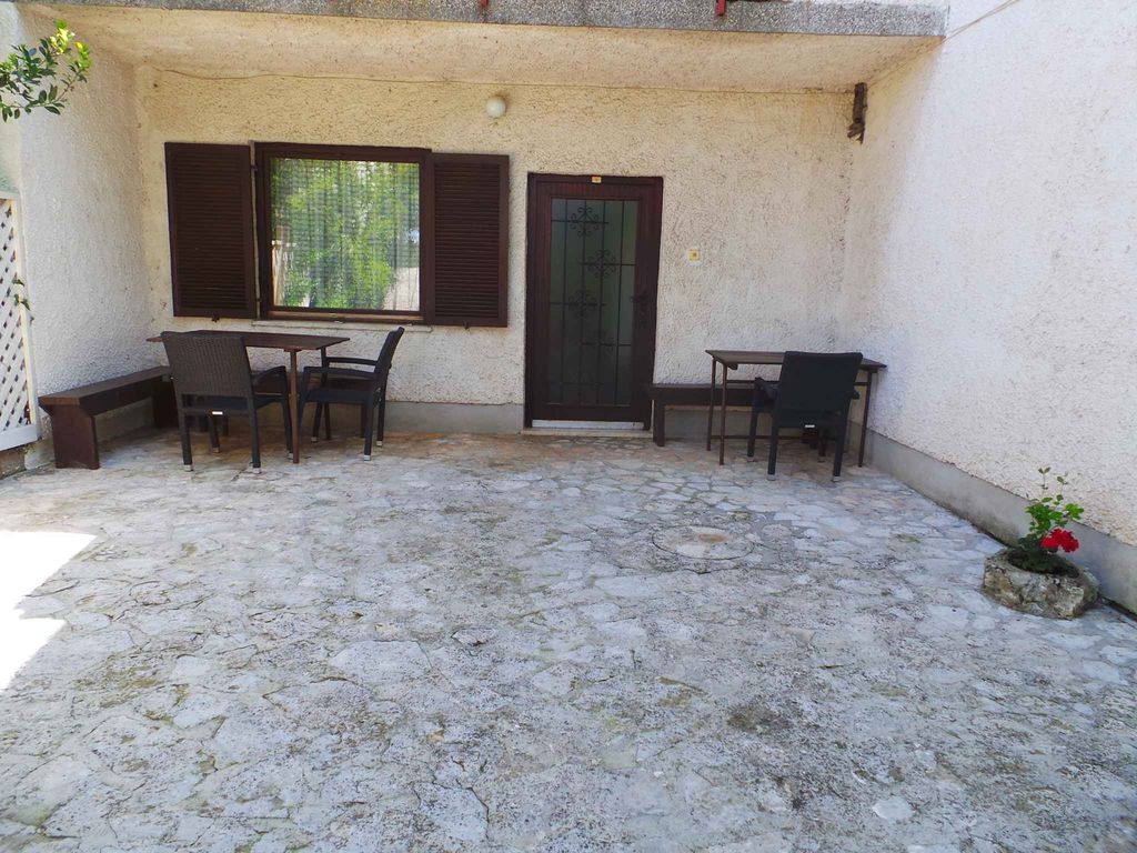 Ferienwohnung mit Terrasse