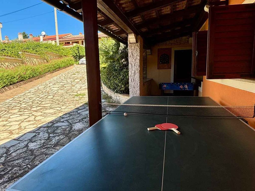 Ferienwohnung mit Klimaanlage und Pool