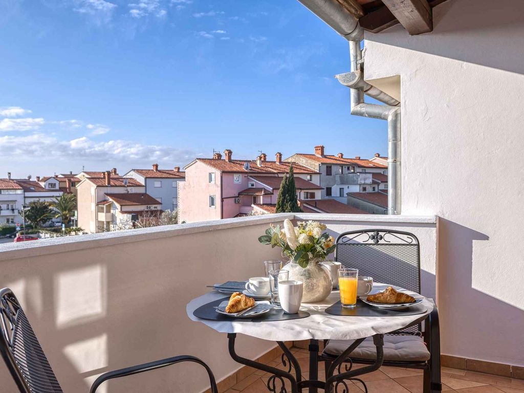 Ferienwohnung mit Klimaanlage und Balkon