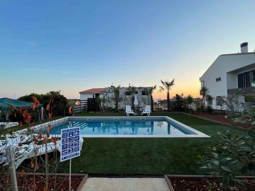 Ferienwohnung Wohnung mit Pool