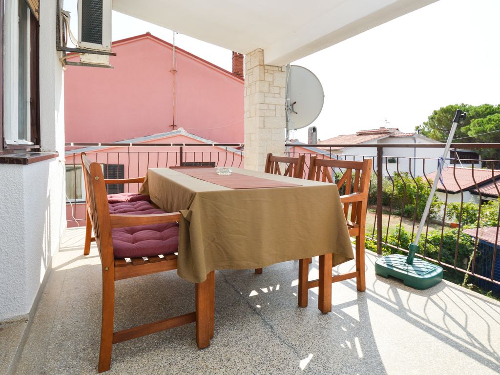 Ferienwohnung mit Balkon und Klimaanlage