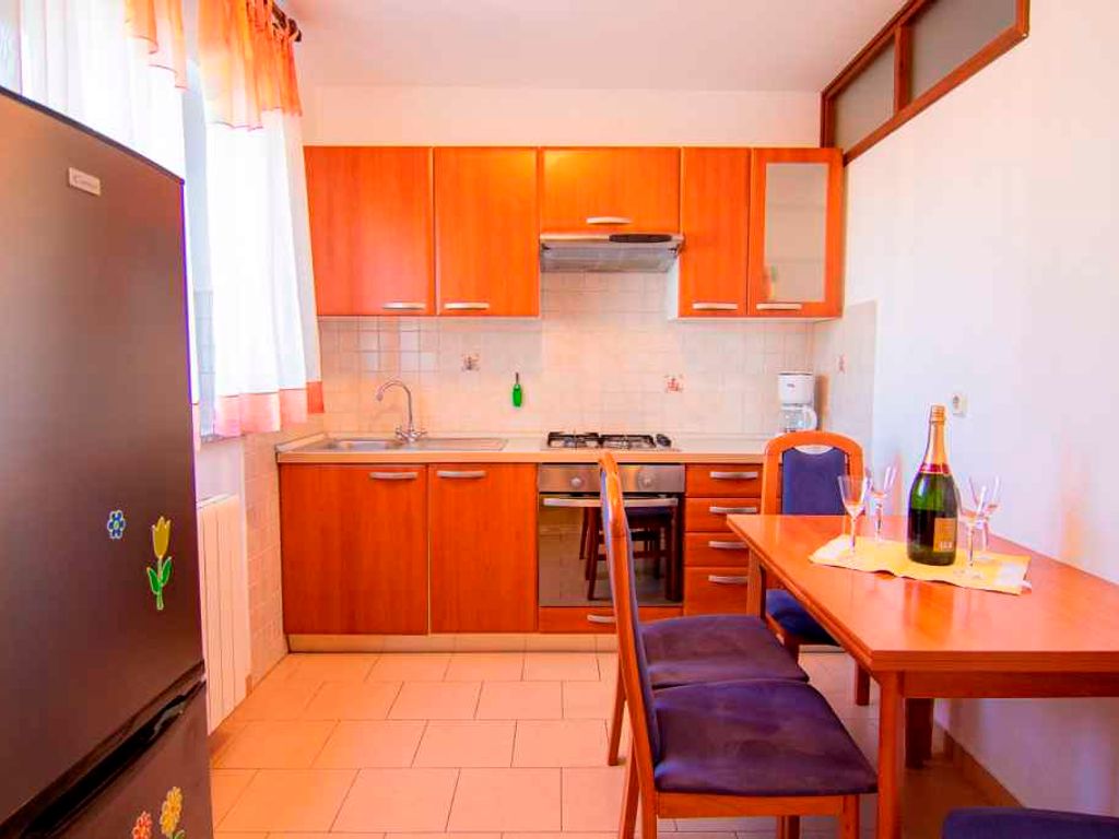Ferienwohnung mit Balkon und Klimaanlage
