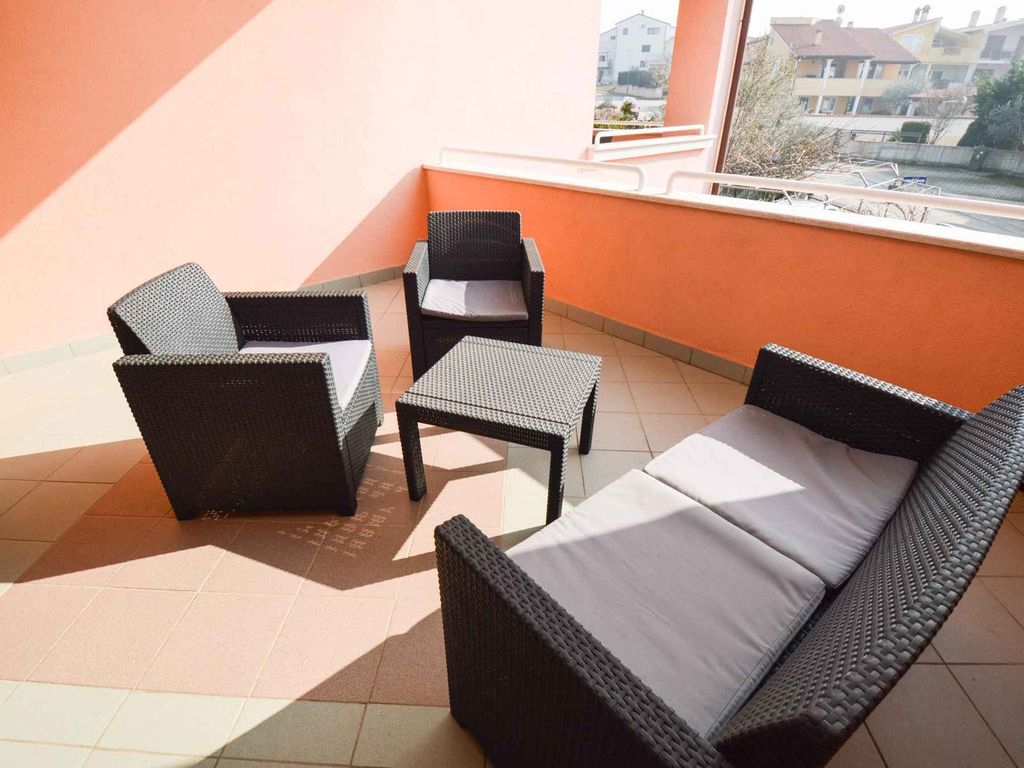 Ferienwohnung mit Balkon und Klimaanlage
