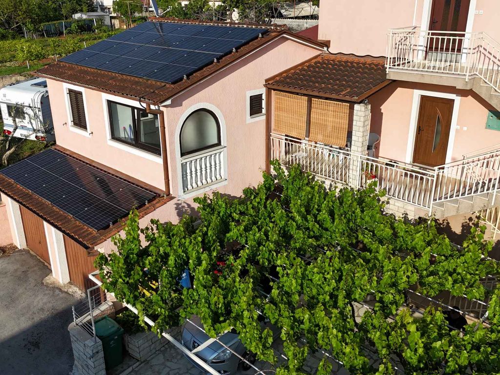 Studio mit Pool und Klimaanlage