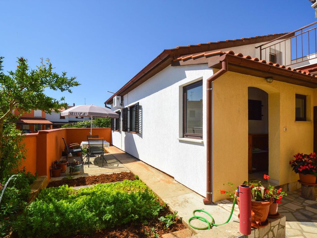 Ferienwohnung mit Terrasse und Klimaanlage