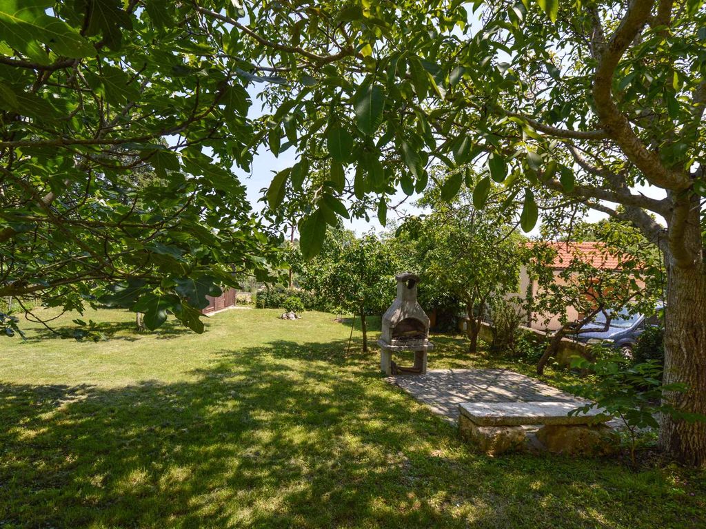 Ferienwohnung 100 m von Strand entfernt