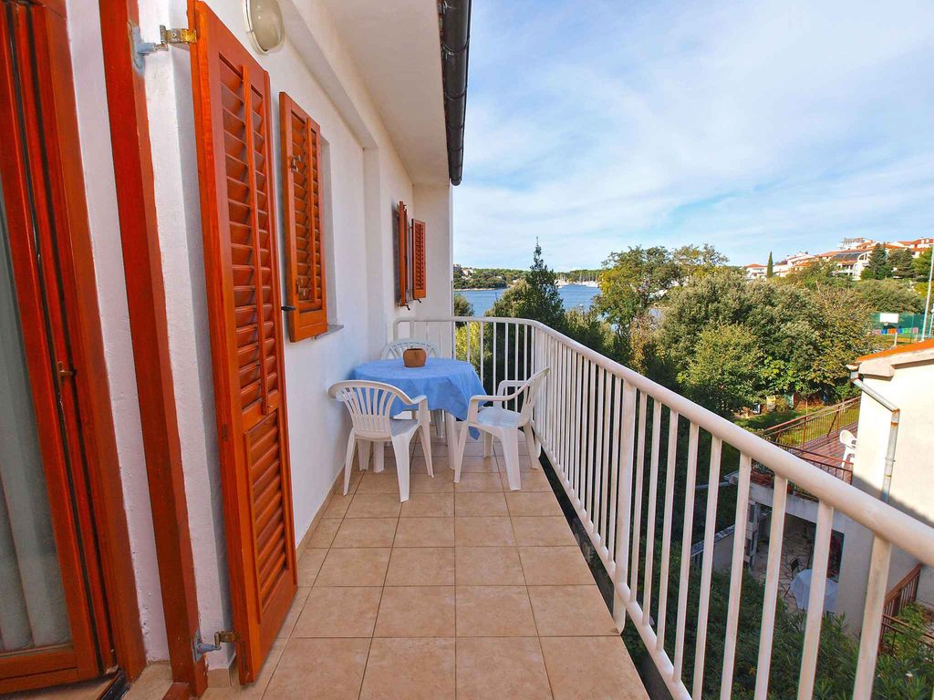 Ferienwohnung mit Klimaanlage und Terrasse in Strandnähe