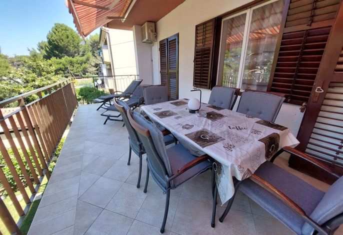 Ferienwohnung 50 m to the beach