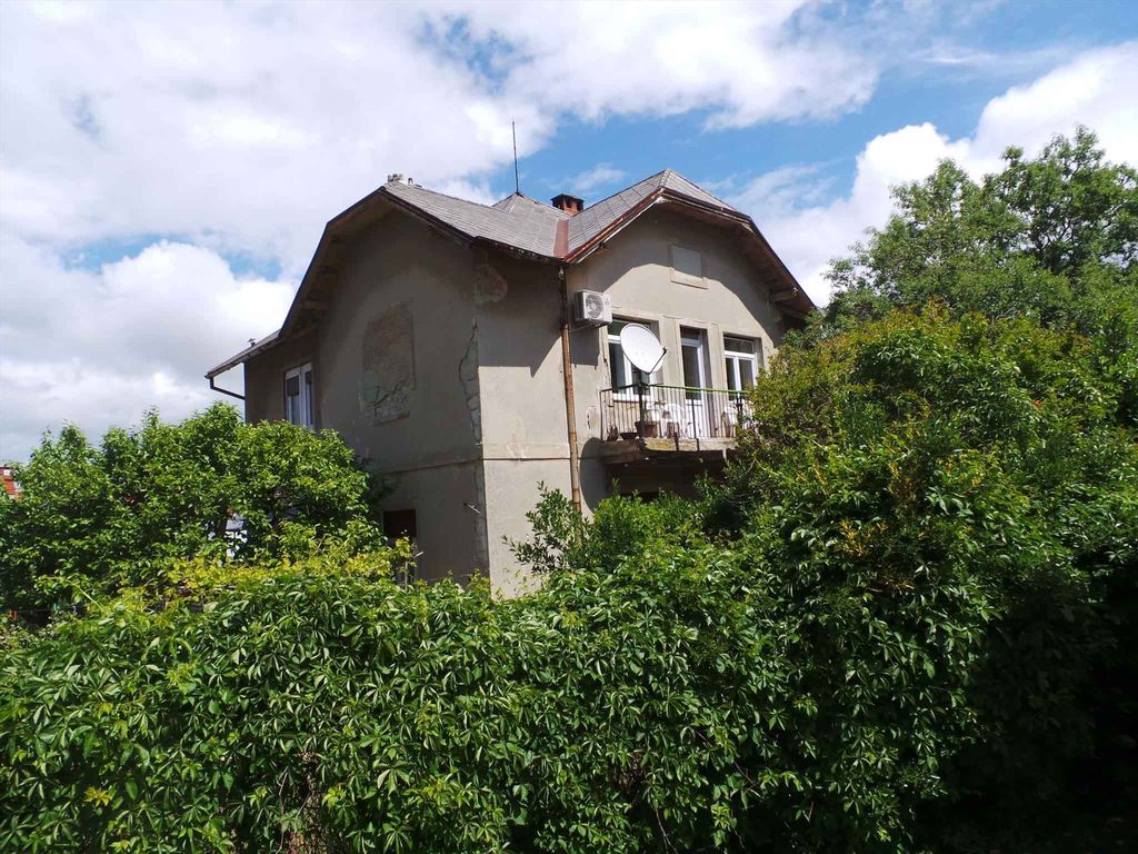 Ferienwohnung mit Balkon und Grillmöglichkeit