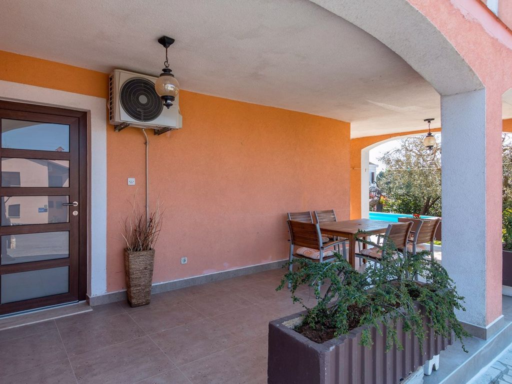 Ferienwohnung mit Pool