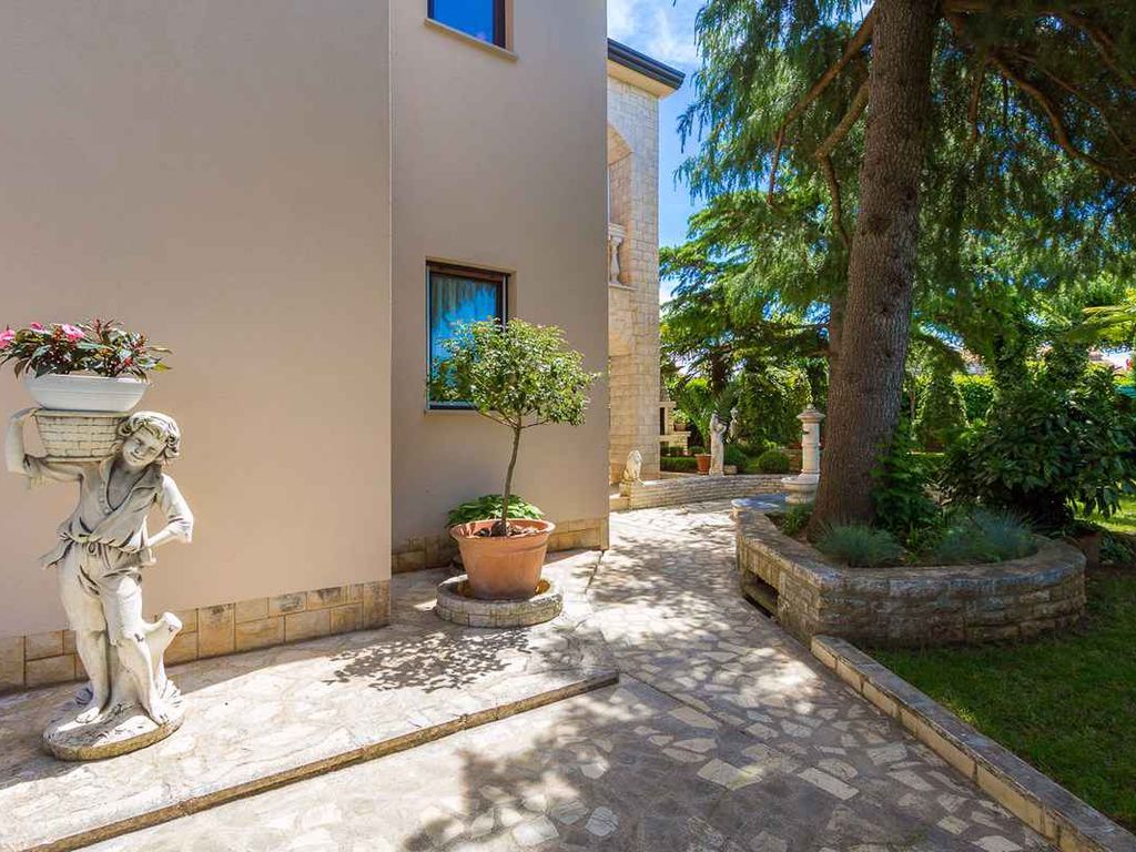 Ferienwohnung mit Garten und Grill