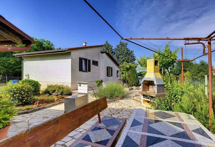 Ferienhaus mit Parkplatz, Grill und WLAN – Foto 2