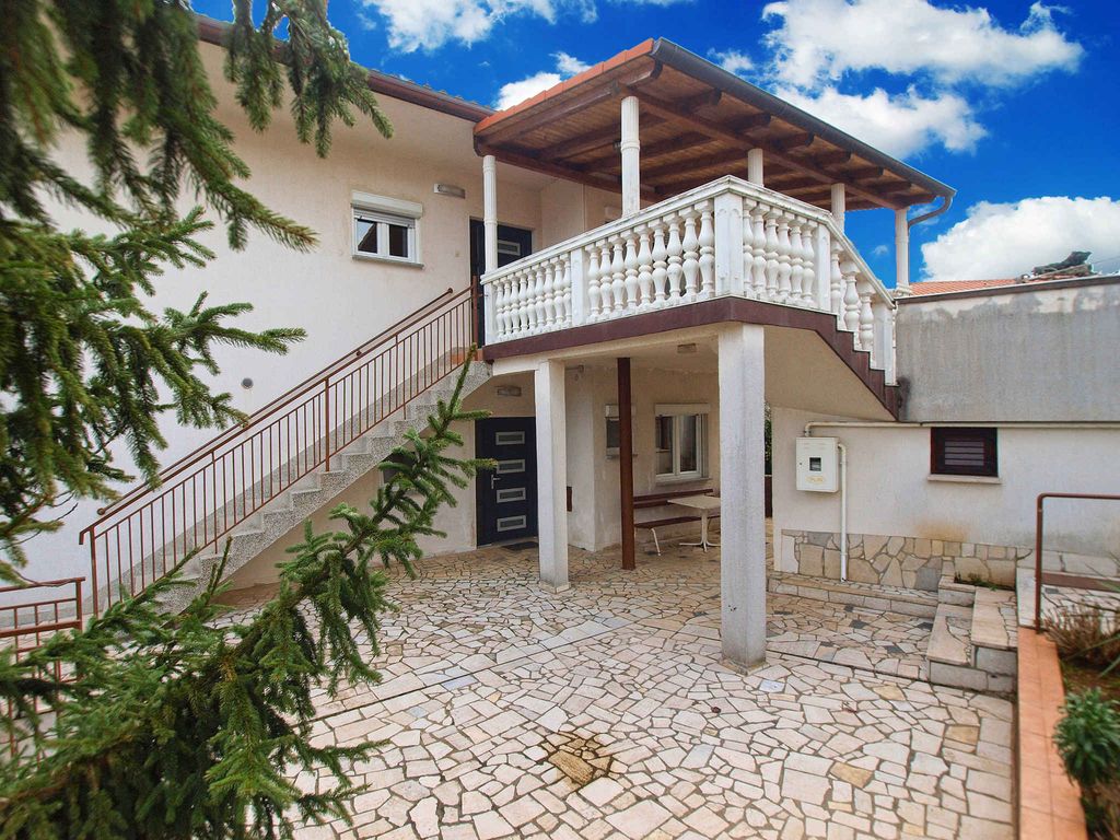 Ferienwohnung mit Klimaanlage und Terrasse