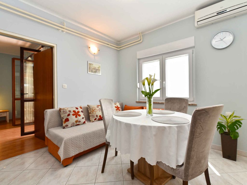 Ferienwohnung mit Klimaanlage und Terrasse