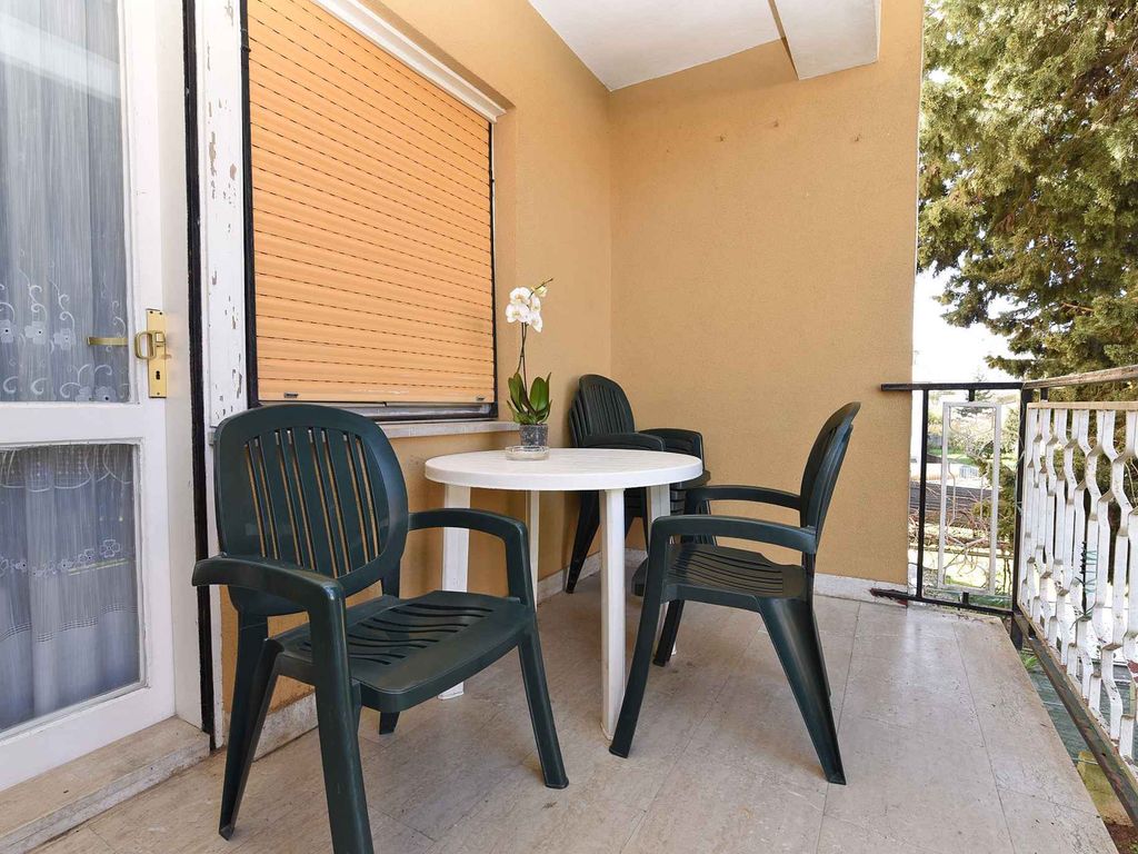 Ferienwohnung mit Balkon und Klimaanlage