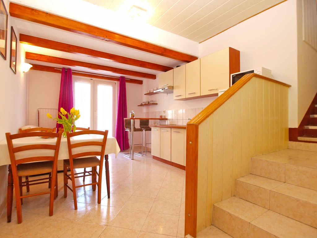 Ferienwohnung mit Terrasse und Klimaanlage