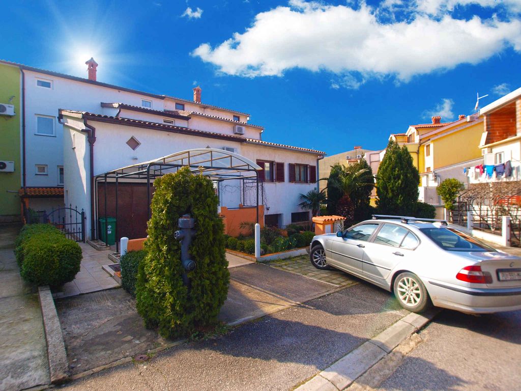 Ferienwohnung mit Terrasse und Klimaanlage