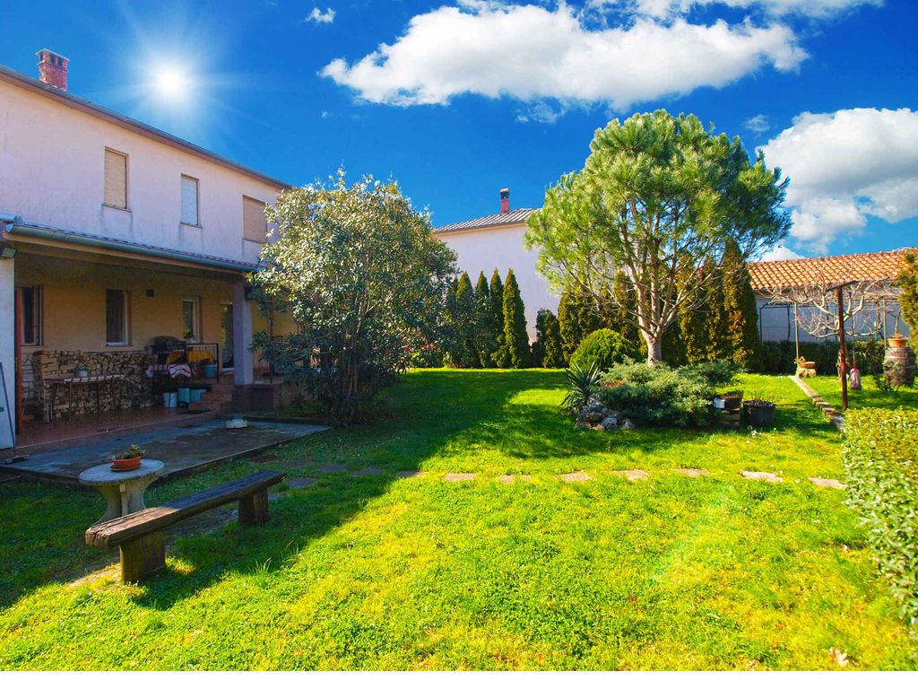 Ferienwohnung mit Balkon und Garten zur gemeinsamen Nutzung