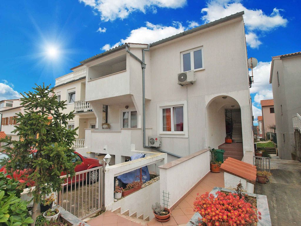 Ferienwohnung mit Klimaanlage und Terrasse