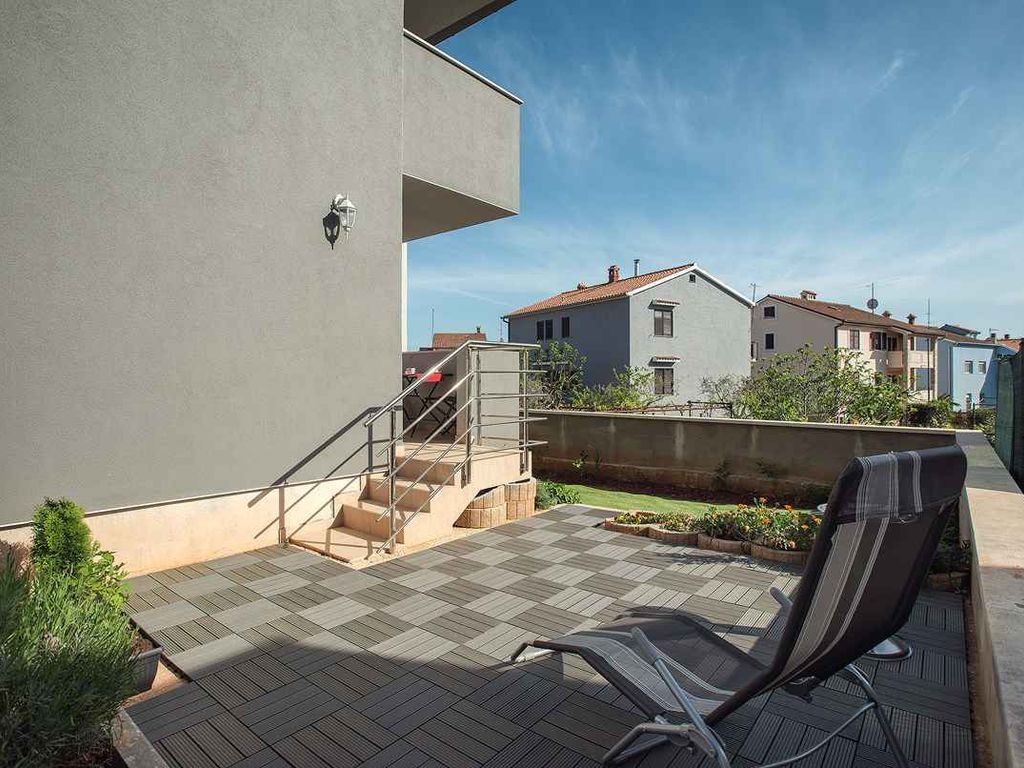 Ferienwohnung mit Terrasse und Klimaanlage