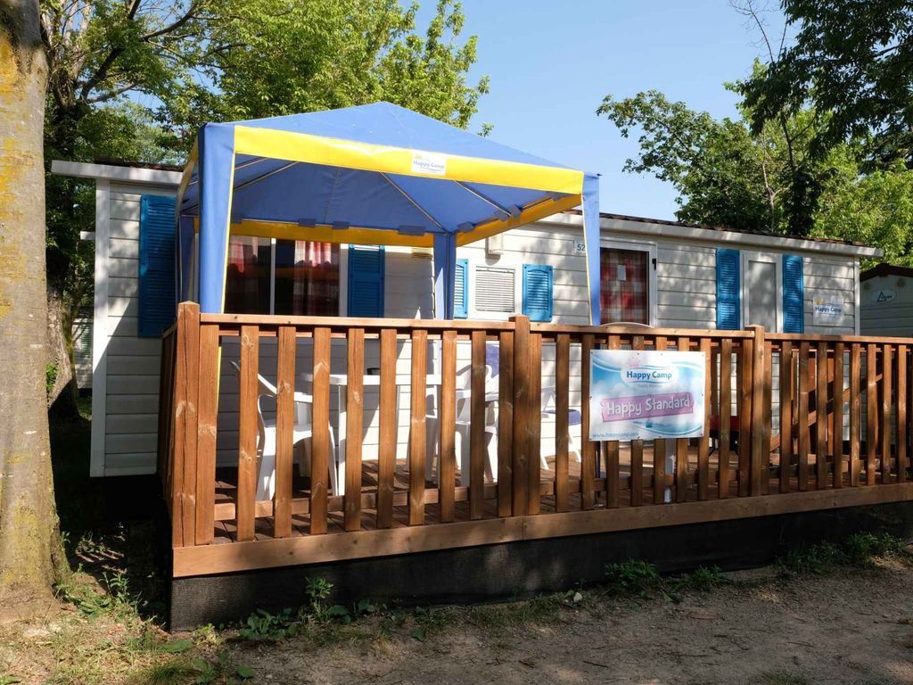 Mobilehome mit Klimaanlage und Terrasse