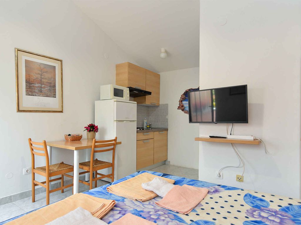 Studio mit Terrasse und Klimaanlage