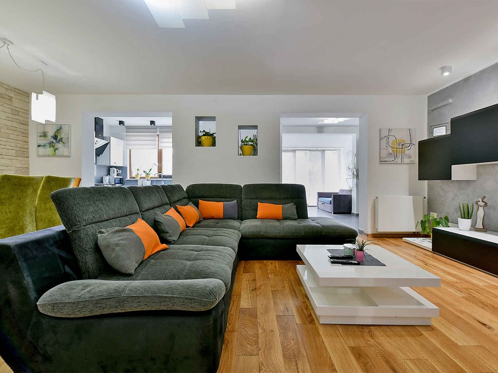 Ferienwohnung mit Klimaanlage, Waschmaschine und Grillmöglichkeit